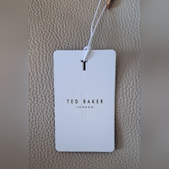 NWT Ted Baker Dixie Nude Pebble Leather Casual Neutral Tote Purse Set w/ Pouch - Picture 16 of 16